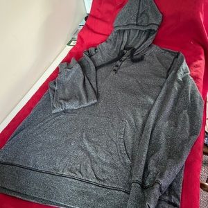 Men’s hooded shirt